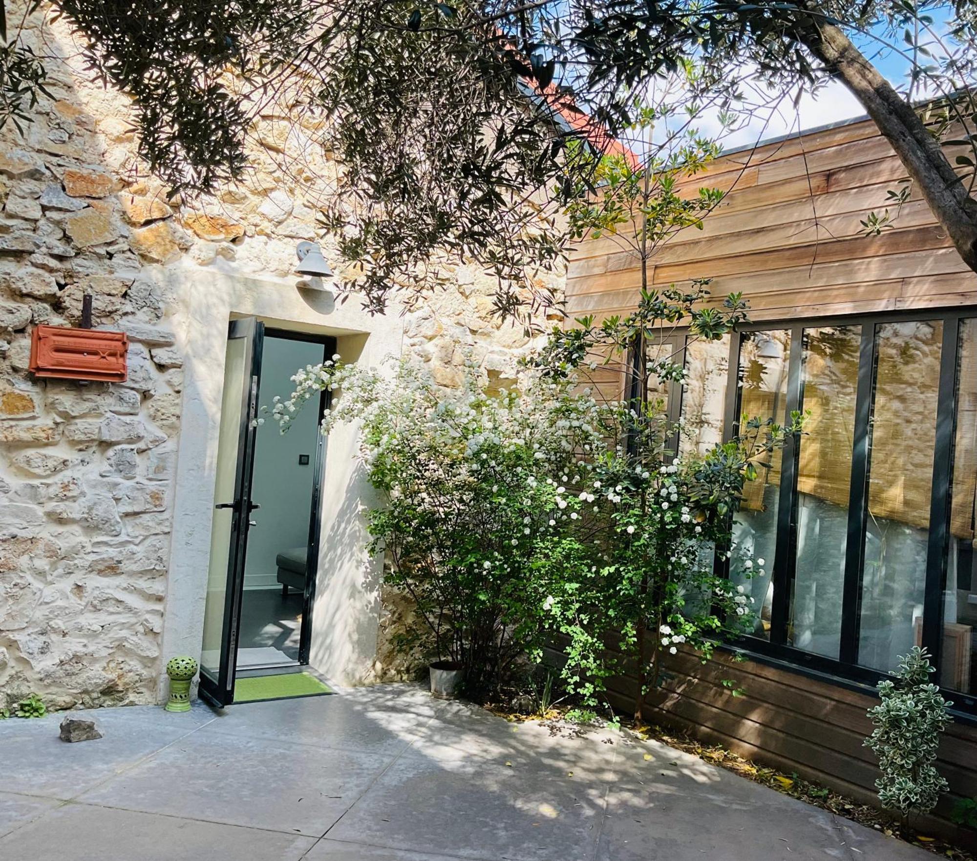 Le Jardin De Lacoste Нарбонна Экстерьер фото